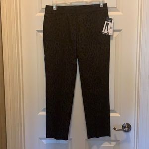 Larry Levine Ladies Pants